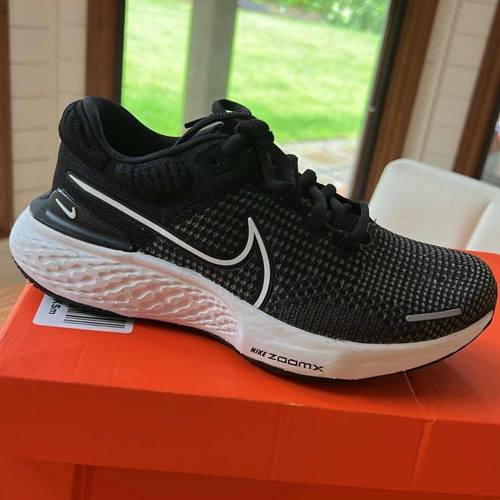 Nike ZoomX Invincible Run Flyknit 2 Running Shoes BLACK | Women's Size 7 NEW